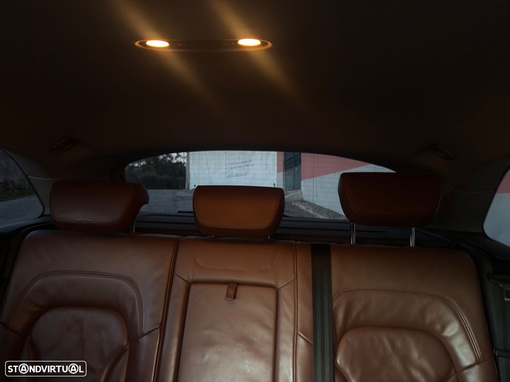 Audi Q5 2.0 TDI Exclusive S-tronic - 18