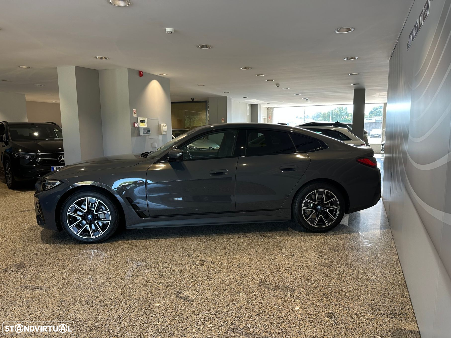 BMW i4 eDrive40 Desportiva M - 5