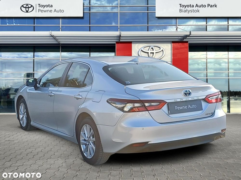 Toyota Camry 2.5 Hybrid Comfort CVT - 3