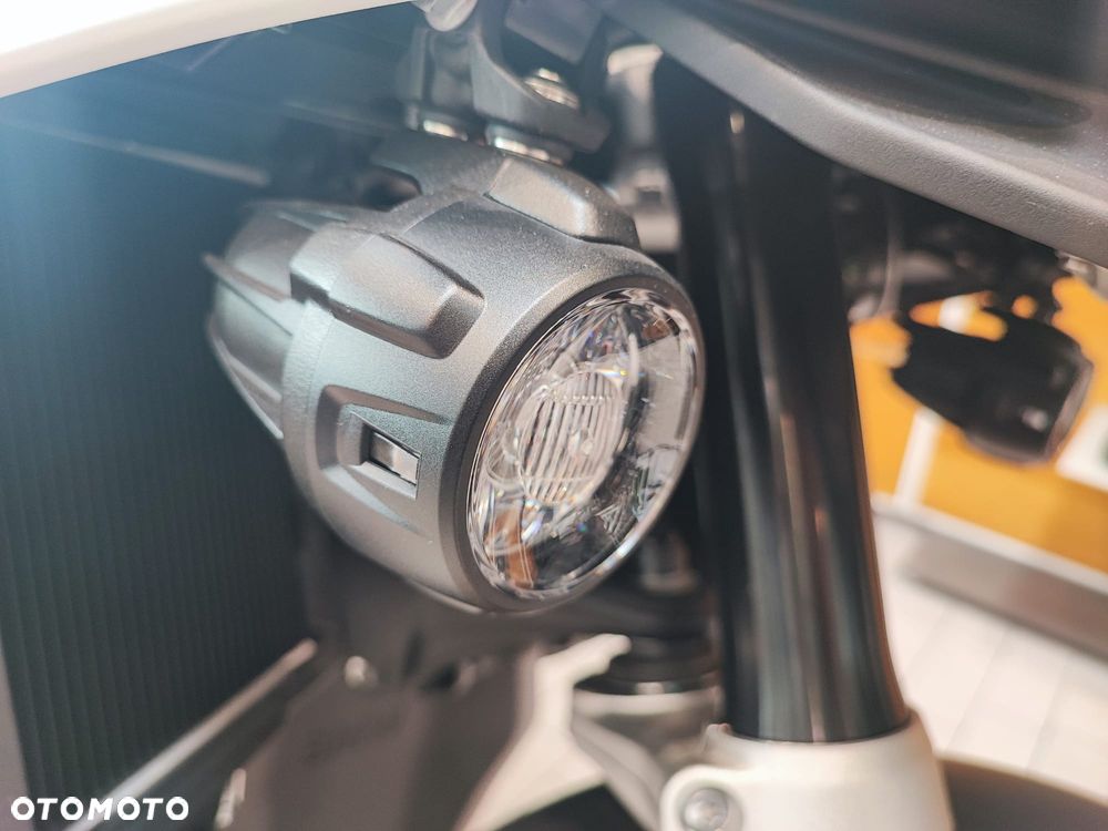 BMW R - 7