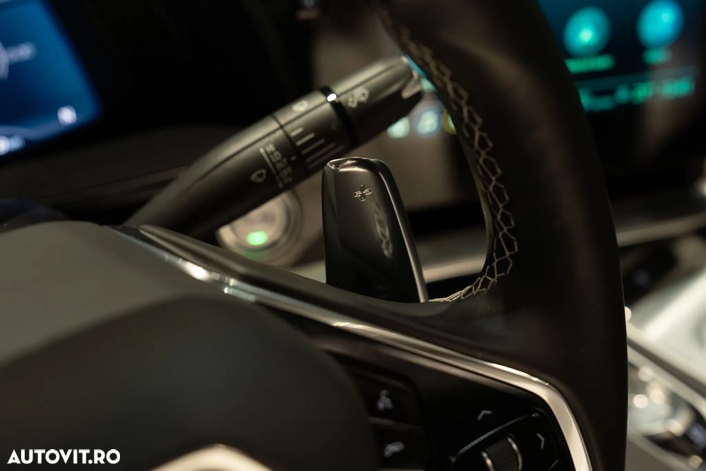 Chevrolet Corvette - 24