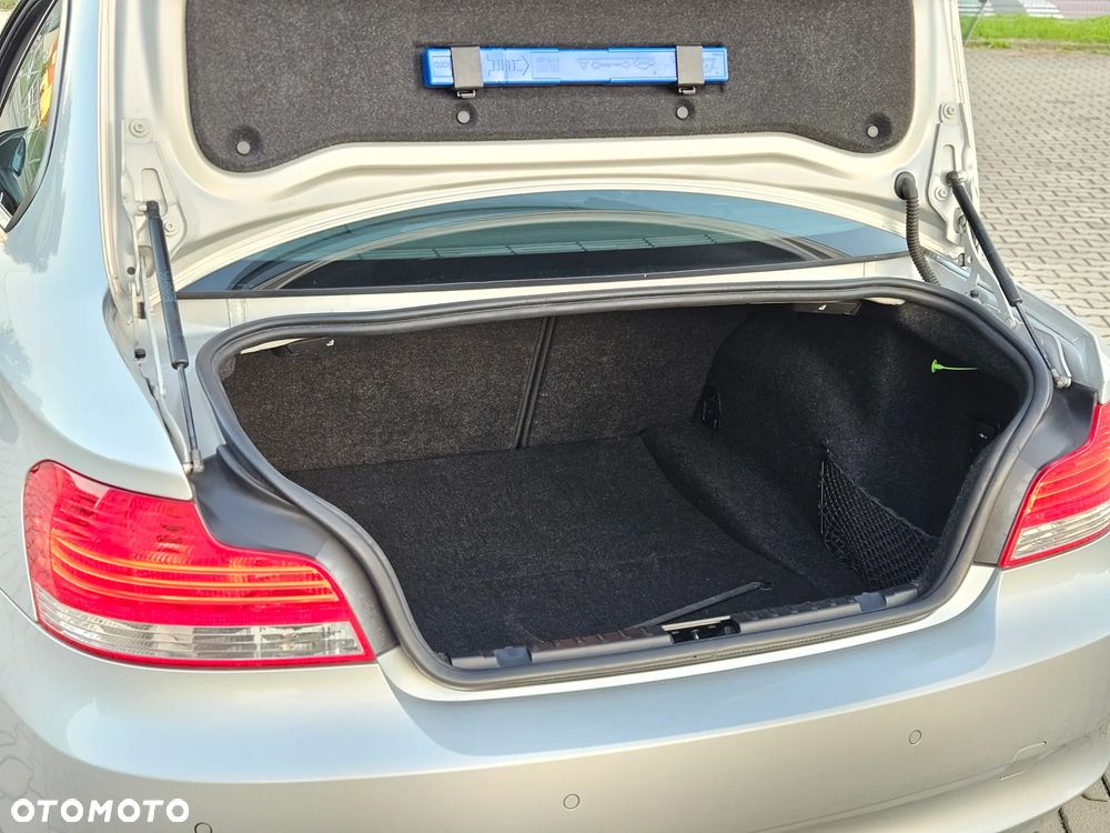 BMW Seria 1 120d DPF - 33
