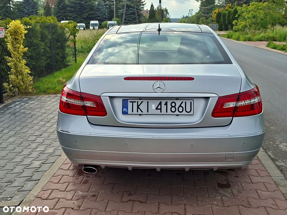 Mercedes-Benz Klasa E 200 CGI BlueEFFICIENCY Automatik Avantgarde - 10