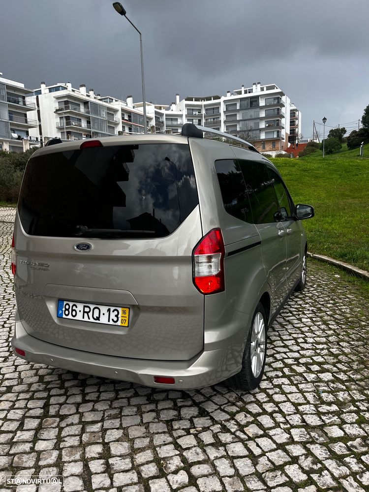 Ford Tourneo Courier 1.6 TDCi Titanium - 4