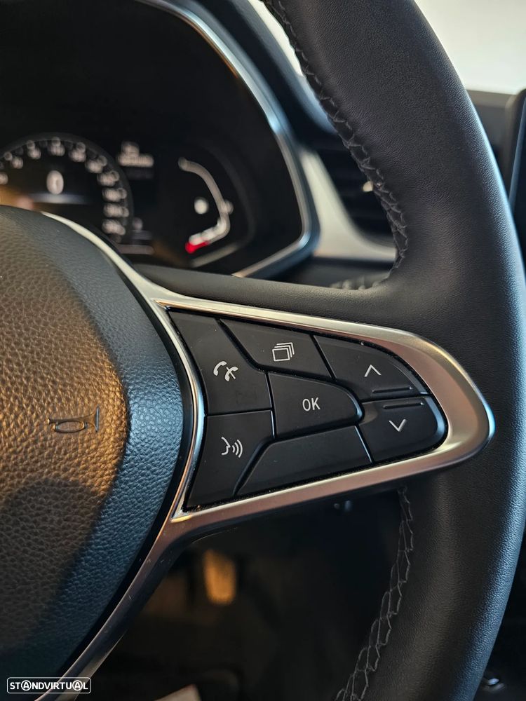 Renault Captur 1.0 TCe Techno Bi-Fuel - 24