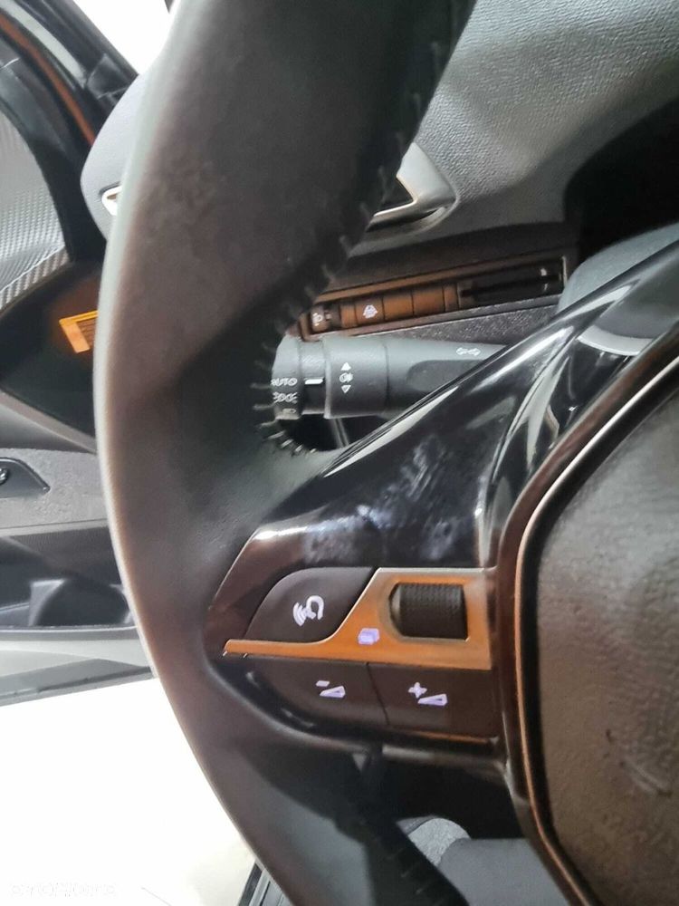 Peugeot 3008 - 29