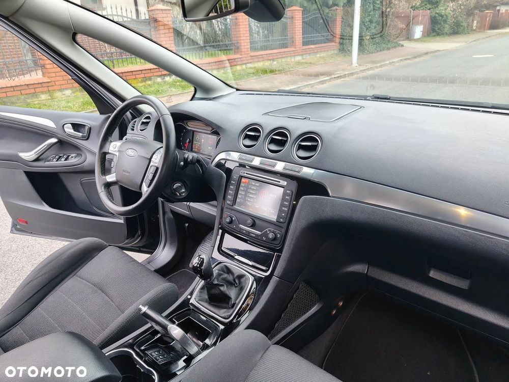 Ford S-Max 2.0 Viva Titanium - 25