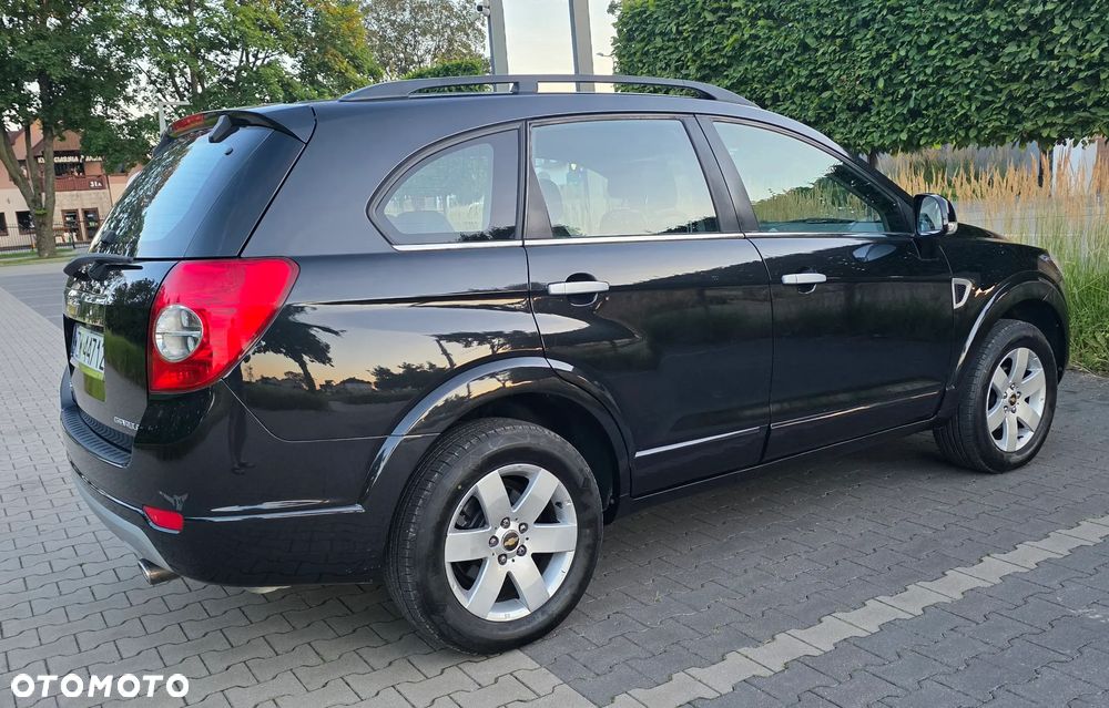 Chevrolet Captiva 2.4 4WD 7 Sitzer LT - 11