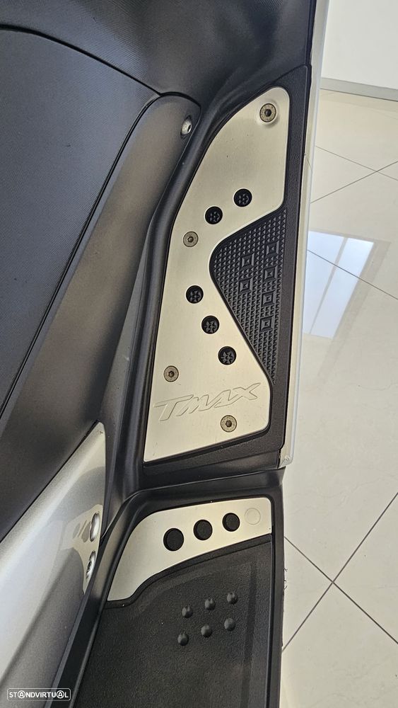 Yamaha TMAX Techmax special edition - 7