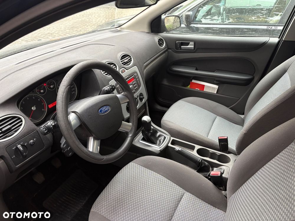 Ford Focus ver-1-6-amber-x - 4