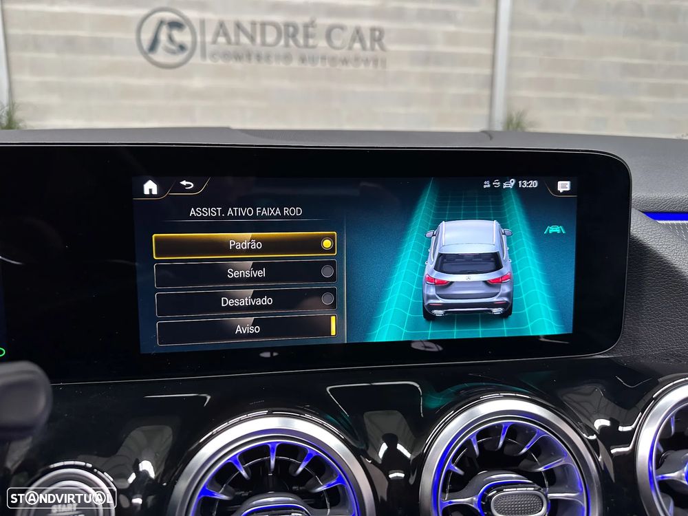 Mercedes-Benz GLA 250 e 8G-DCT Progressive — fotografia 33