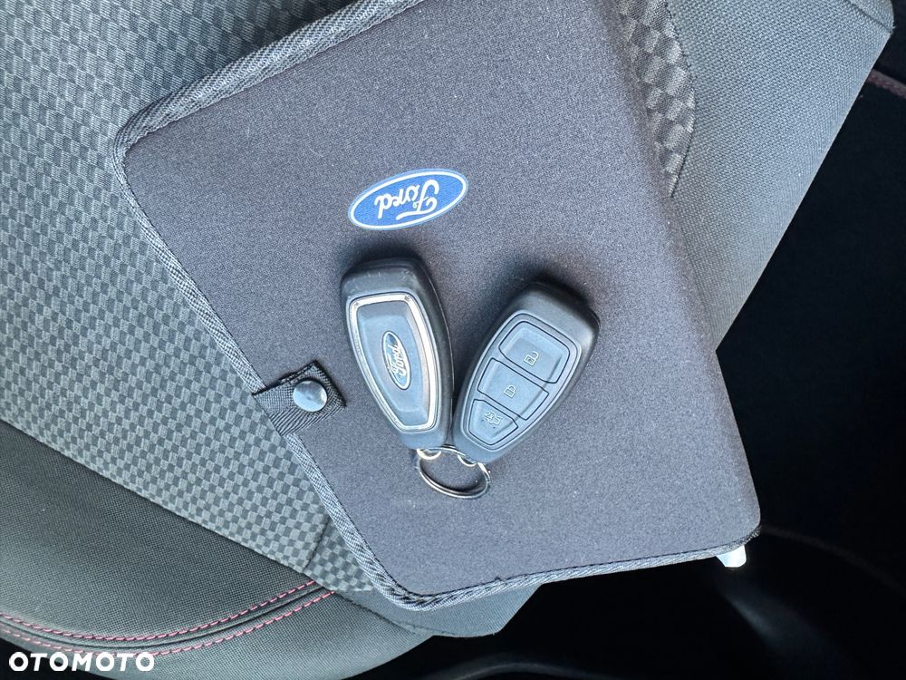 Ford Fiesta ver-1-5-tdci-s-s-st--line-x - 34