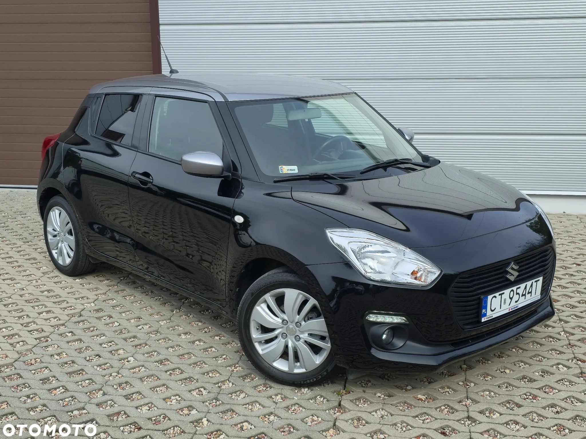 Suzuki Swift 1.2 Premium Plus - 9