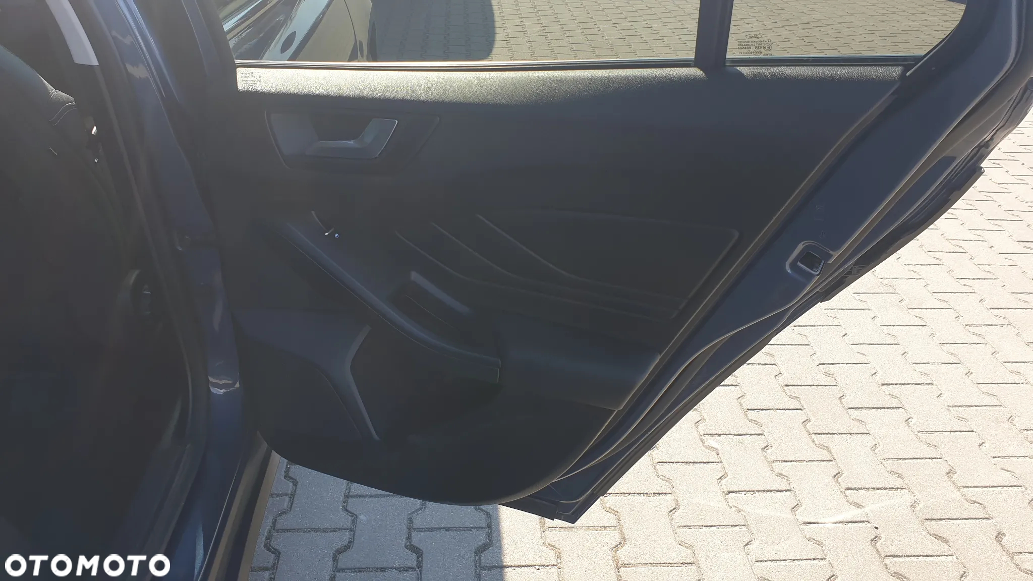 Ford Focus 1.5 EcoBlue Titanium - 12