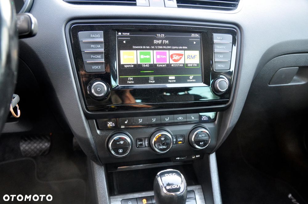 Skoda Octavia Scout 2.0 TDI 4x4 DSG - 14