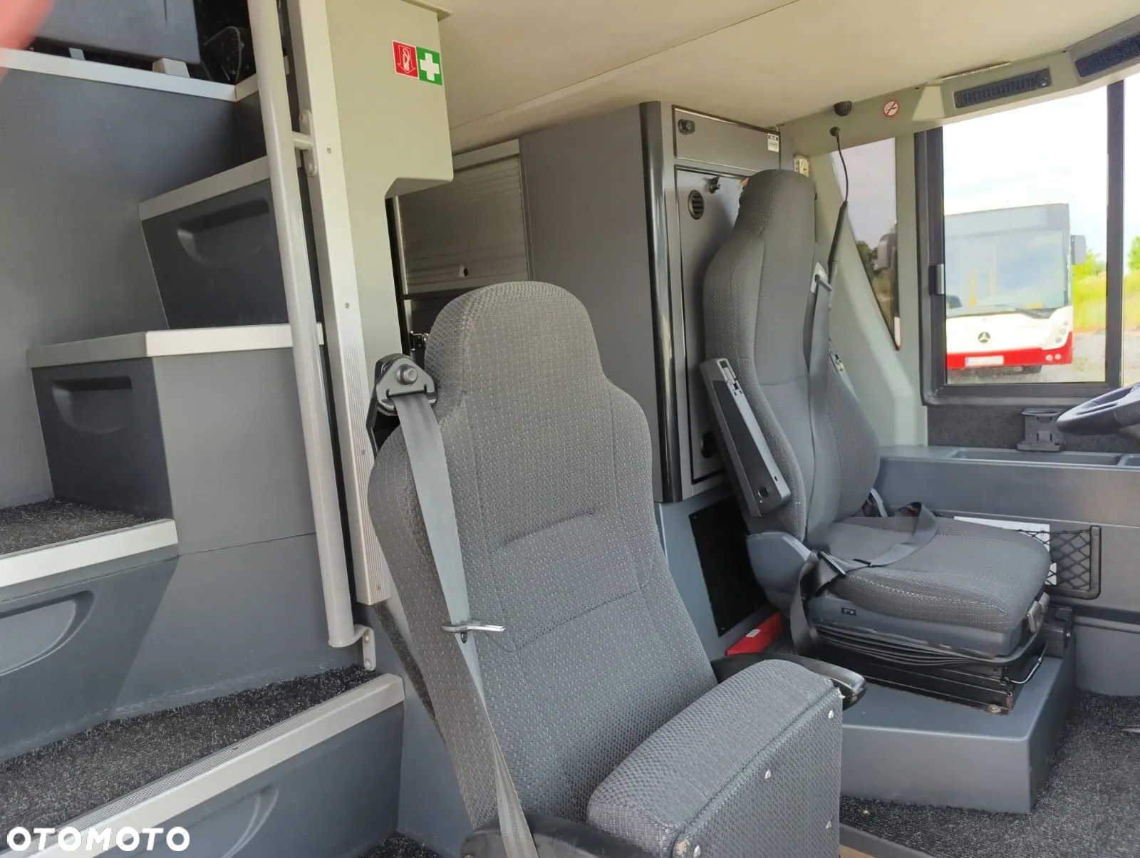 VDL SYNERGY - 13
