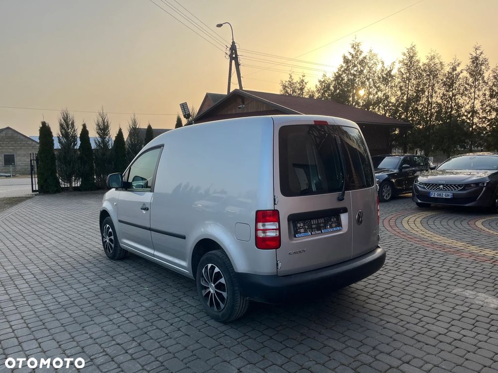 Volkswagen Caddy - 5