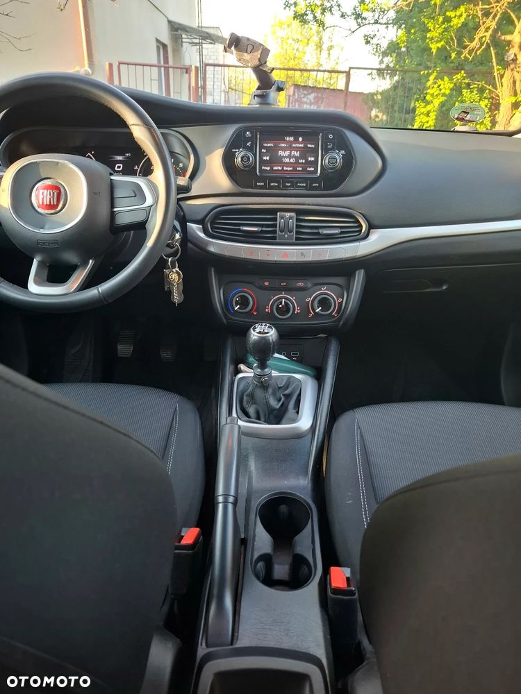Fiat Tipo 1.4 T-Jet 16v Easy - 6
