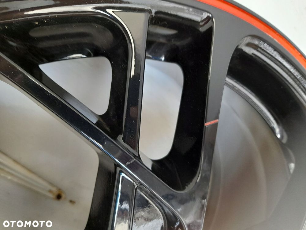 Felgi aluminiowe RENAULT 5X114,3 19 ET65 - 5