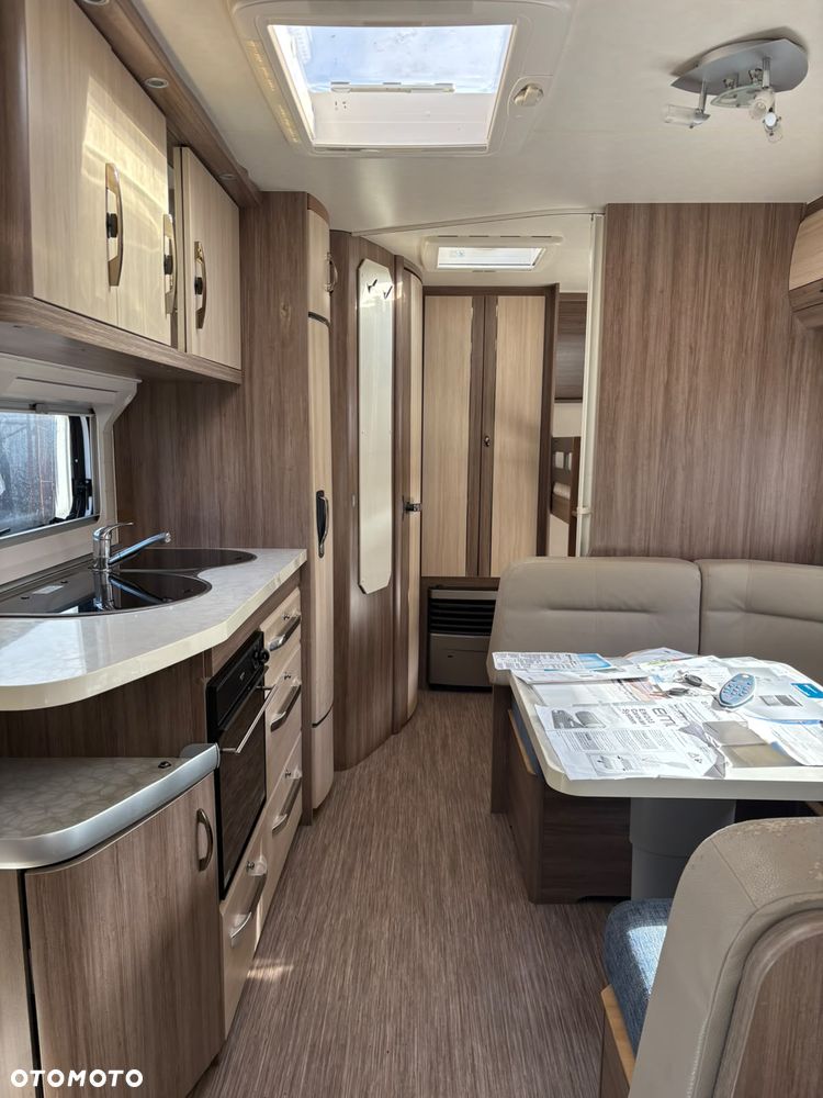 Hobby DE LUXE 545 KMF - 12