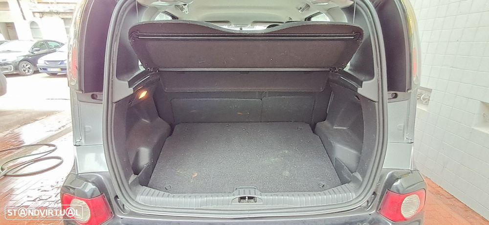 Citroën C3 Picasso 1.6 HDi Confort Airdream - 14