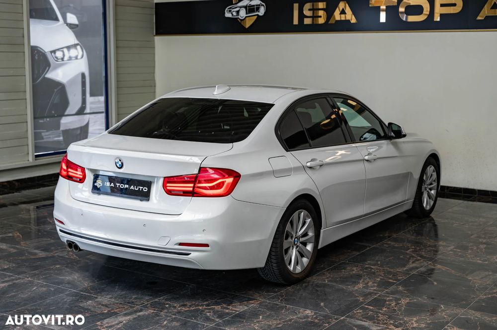 BMW Seria 3 325d Aut. Sport Line - 15