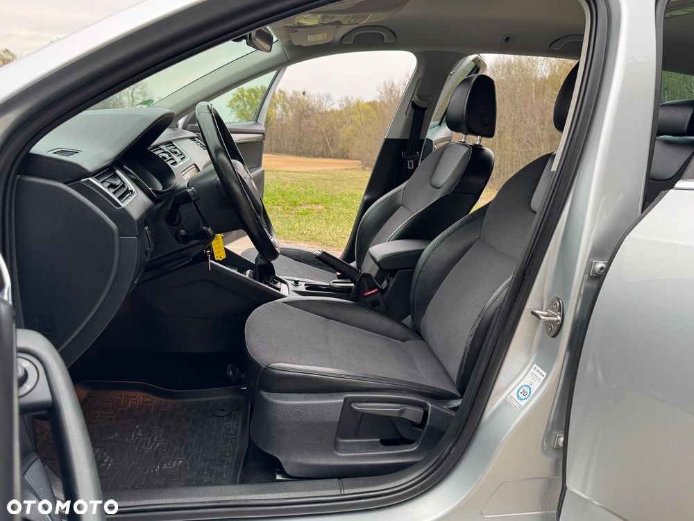 Skoda Octavia 2.0 TDI Soleil - 25