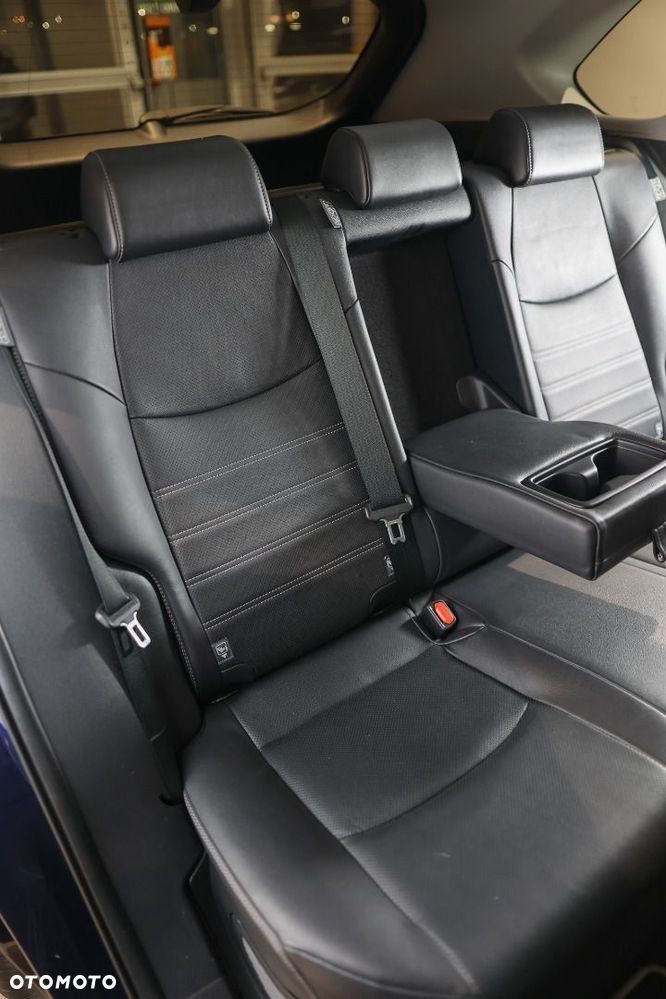 Toyota RAV4 - 18