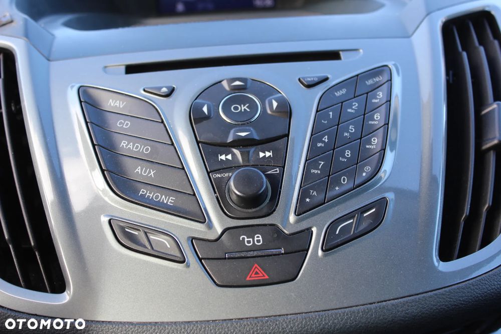 Ford Grand C-MAX - 24