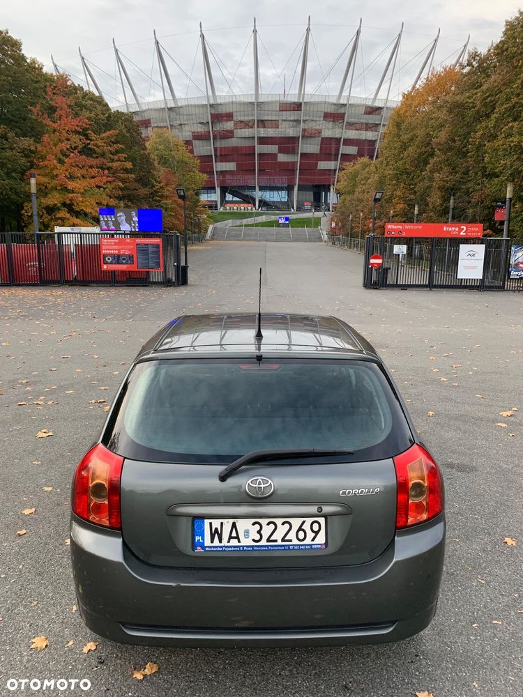Toyota Corolla 1.6 VVT-i Luna - 5