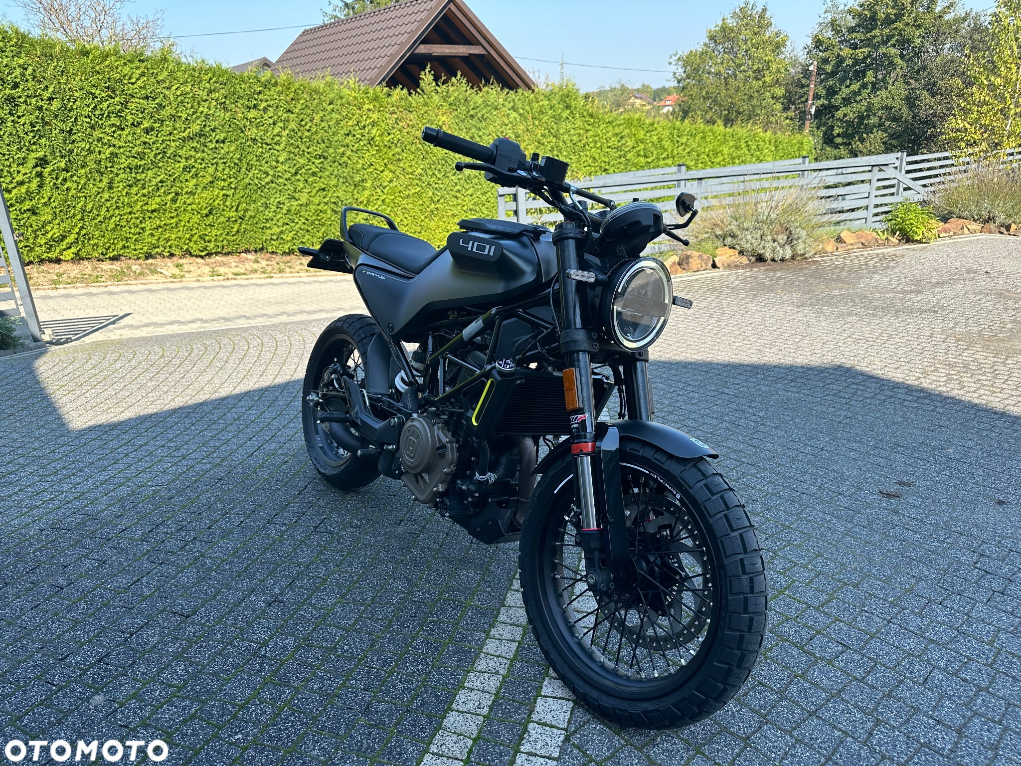 Husqvarna Svartpilen - 3