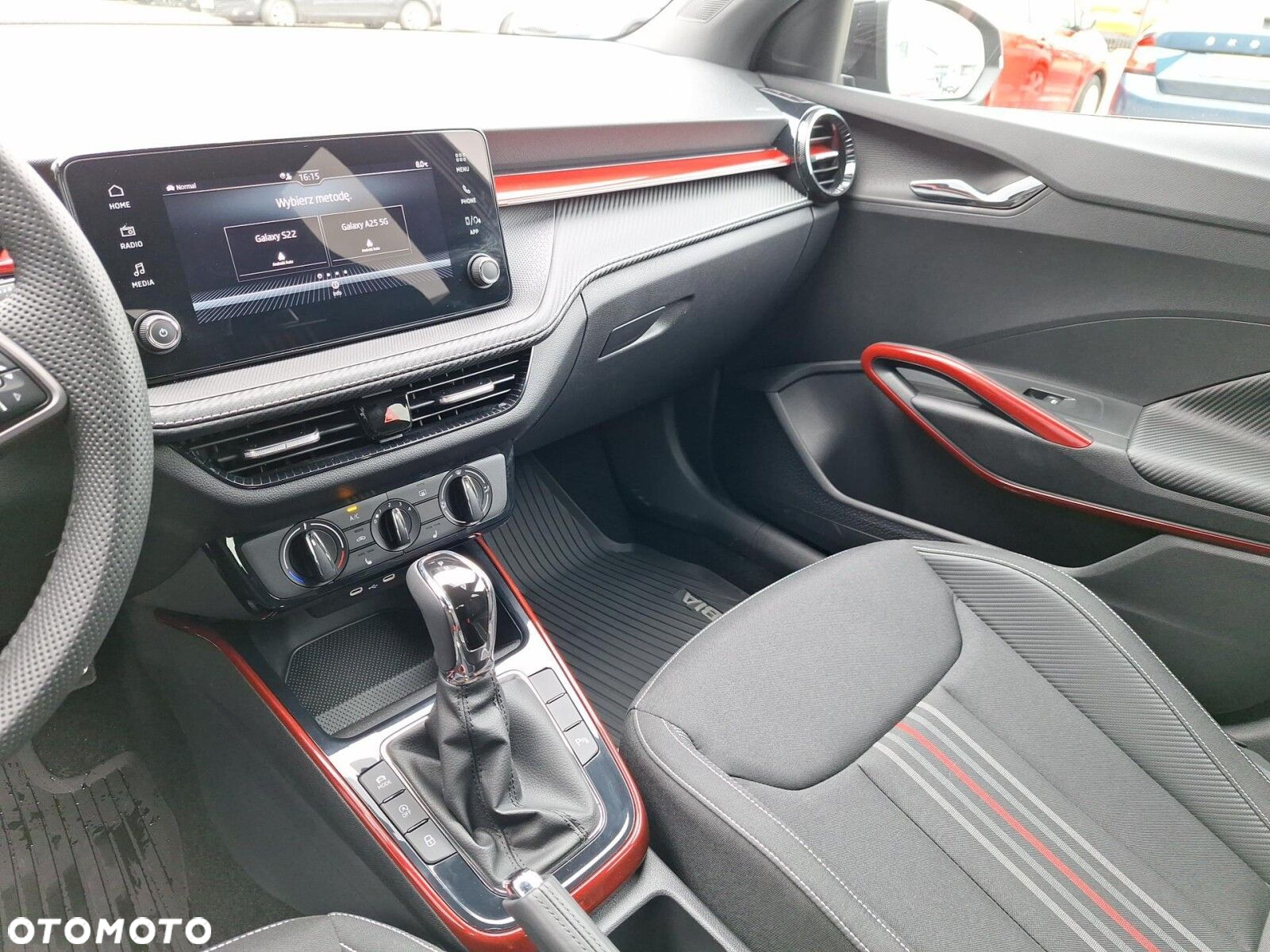 Skoda Fabia 1.0 TSI Monte Carlo DSG - 23