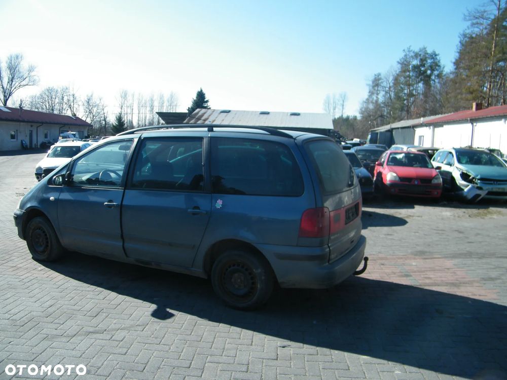 Volkswagen Sharan I FL (95-00r.) 1.9 TDI 115KM. Silnik AUY Skrzynia EHH lakier LC5W. Cały na części. GWARANCJA !!!  Przód Tył Zestaw Komplet Drzwi Klapa Zderzak Błotnik Maska Grill Atrapa Szyba Pas Lampa Lusterko Boczki Fotel Kanapa Kokpit Deska Rozdzielcza Przełącznik Włącznik Sterownik Przewody Wiązka Instalacja Moduł Komputer Czujnik Listwa Pompa Alternator Wtryski Głowica Rozrusznik Kompresor Sprzęgło Dwumas Silnik Skrzynia ABS Klimatyzacji Paliwa Wspomagania Kolektor Turbina Przepustnica Zawór Chłodnica Koło Hak Belka Sanki Zawieszenie Mcpherson Półoś Amortyzator Wydech Tłumik Zacisk Most - 11