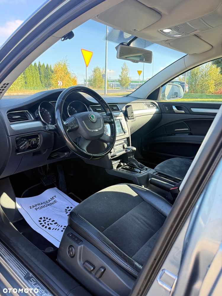 Skoda Superb 2.0 TDI DSG Exclusive - 15