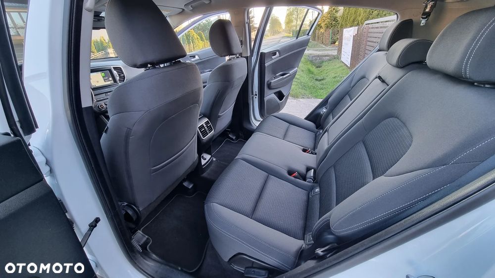Kia Sportage 1.6 GDI 2WD VISION - 12