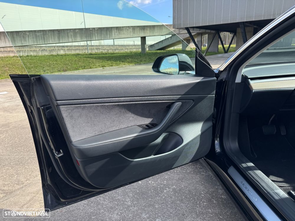 Tesla Model 3 Standard Range Plus RWD - 37