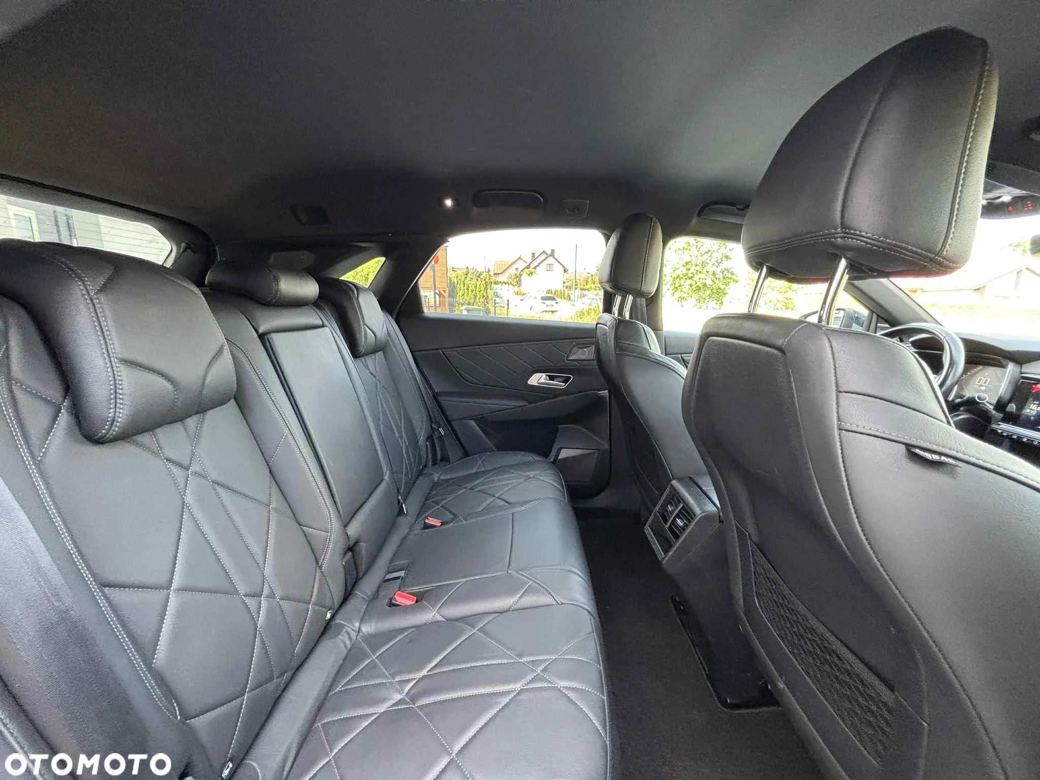 Citroën DS7 Crossback BlueHDI 180 BUSINESS LINE - 35