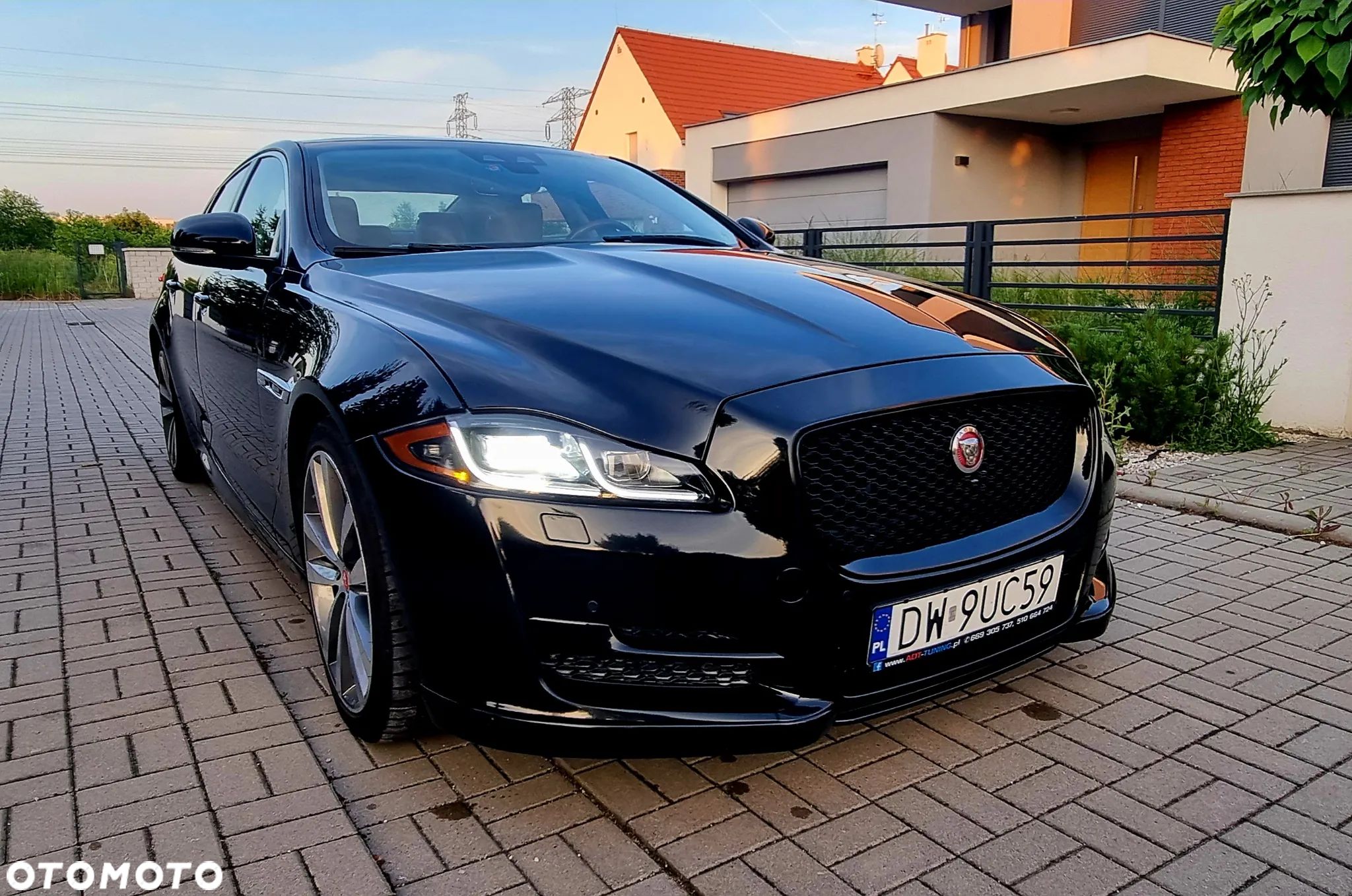 Jaguar XJ 3.0 V6 Kompressor AWD R-Sport - 1