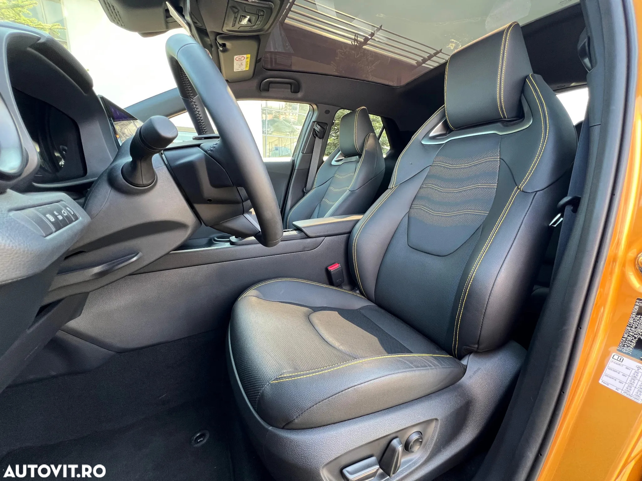 Toyota C-HR 2.0 PHEV 223 CP 4x2 CVT Premiere Edition - 10