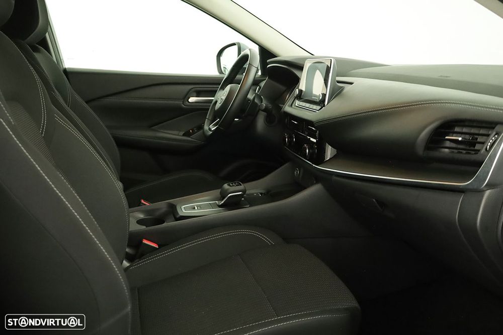 Nissan Qashqai 1.3 DIG-T Acenta Xtronic - 19