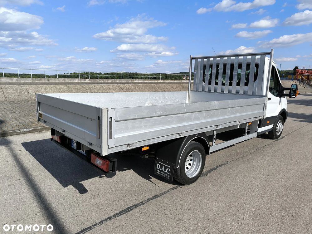 Ford Transit - 10