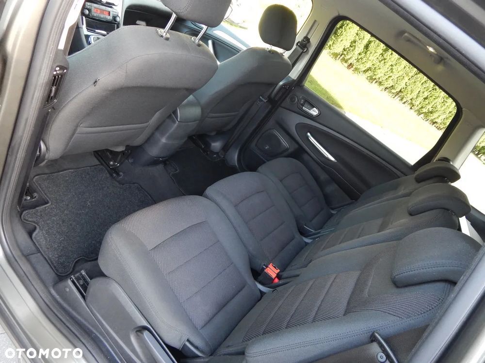 Ford S-Max 2.0 TDCi DPF Champions Edition - 11