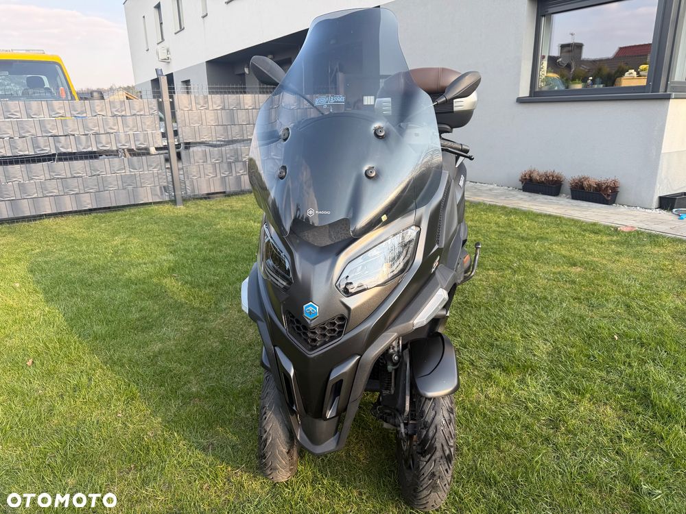 Piaggio MP-3 - 4