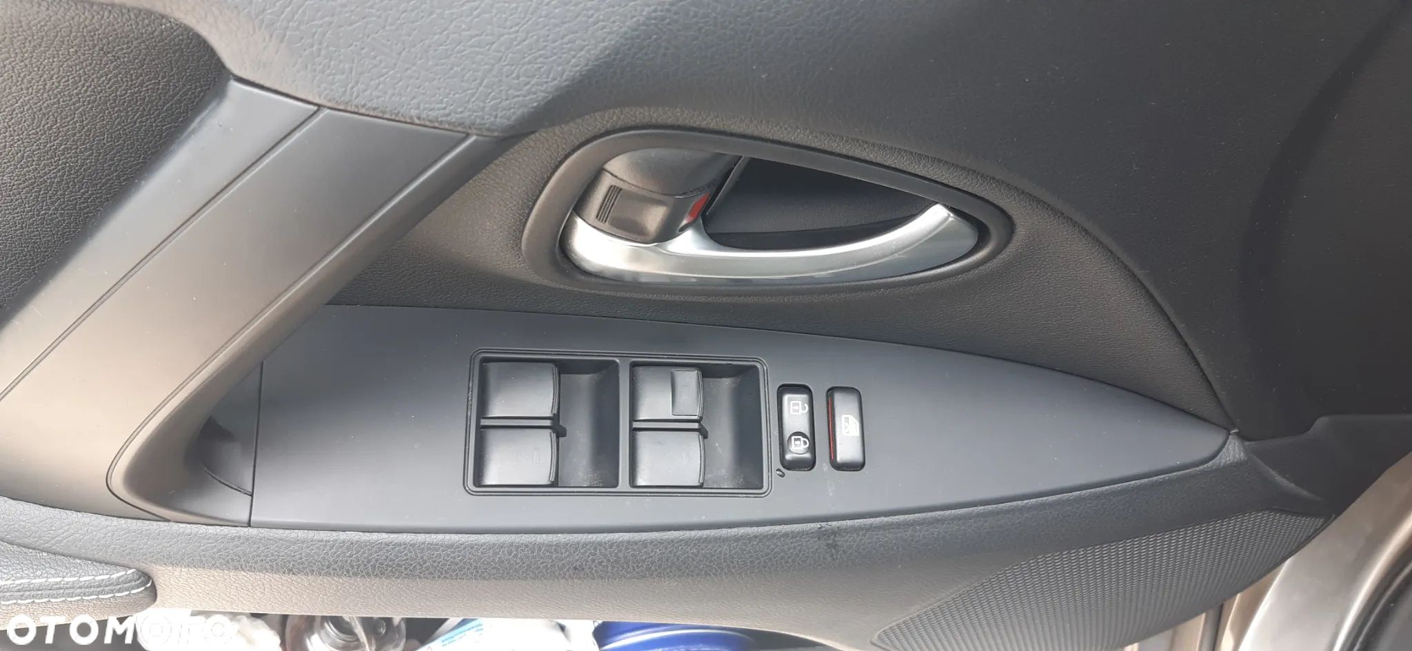 Toyota Avensis 1.8 Prestige - 9