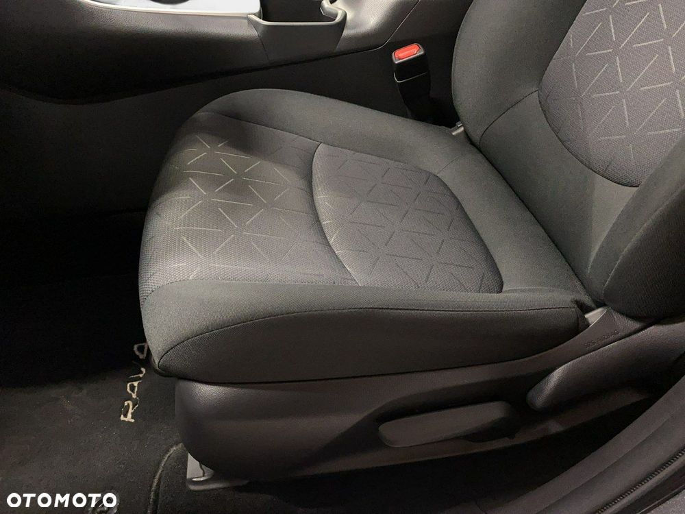 Toyota RAV4 - 14