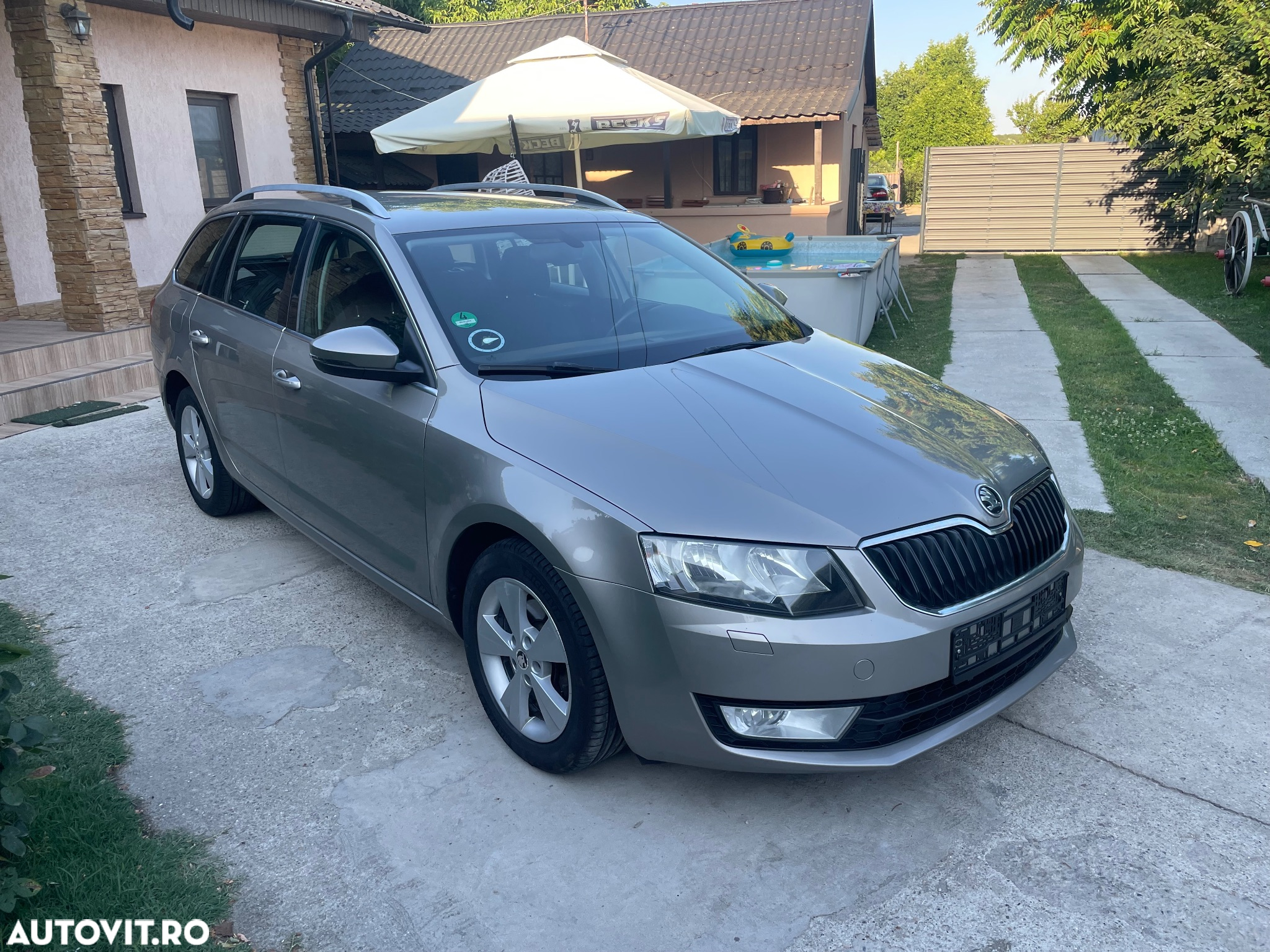 Skoda Octavia - 2