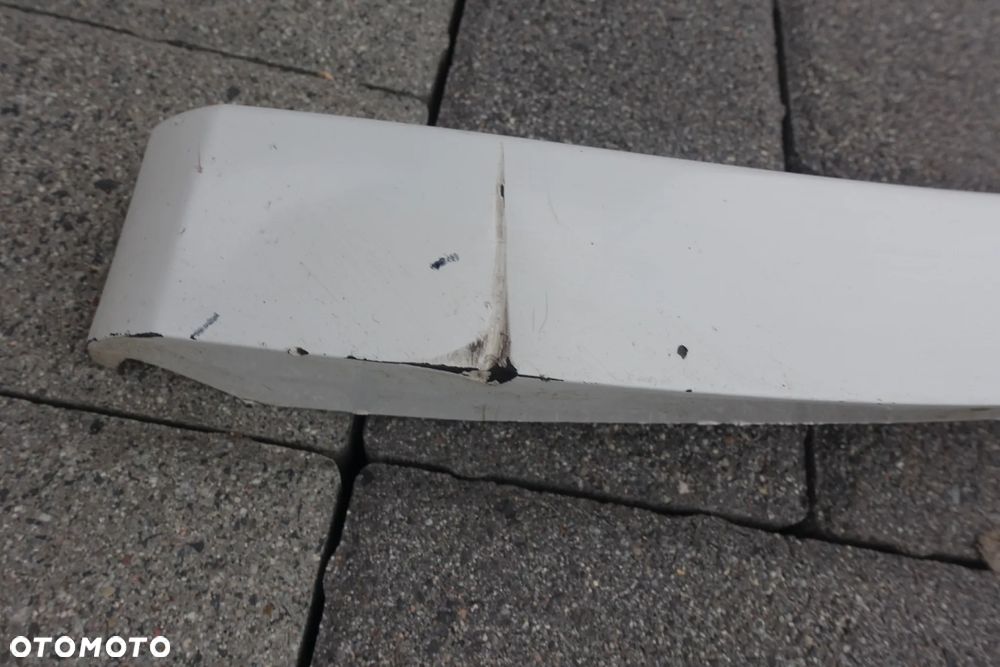 LISTWA BŁOTNIKA TYLNA AUDI Q5 SLINE 80A - 22