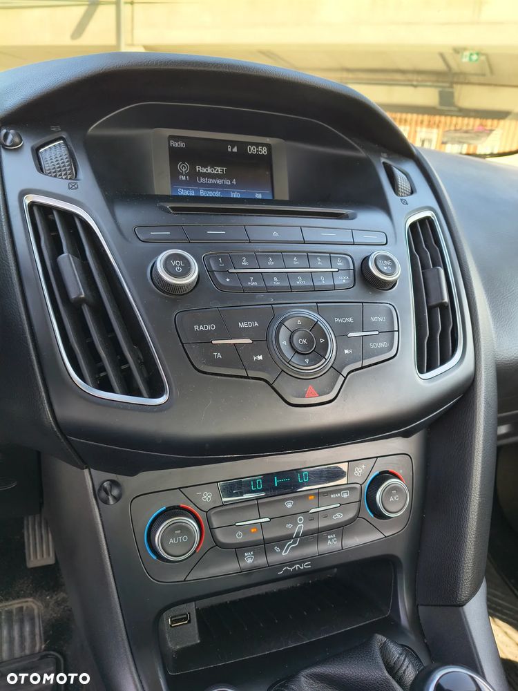 Ford Focus 1.6 Trend - 18