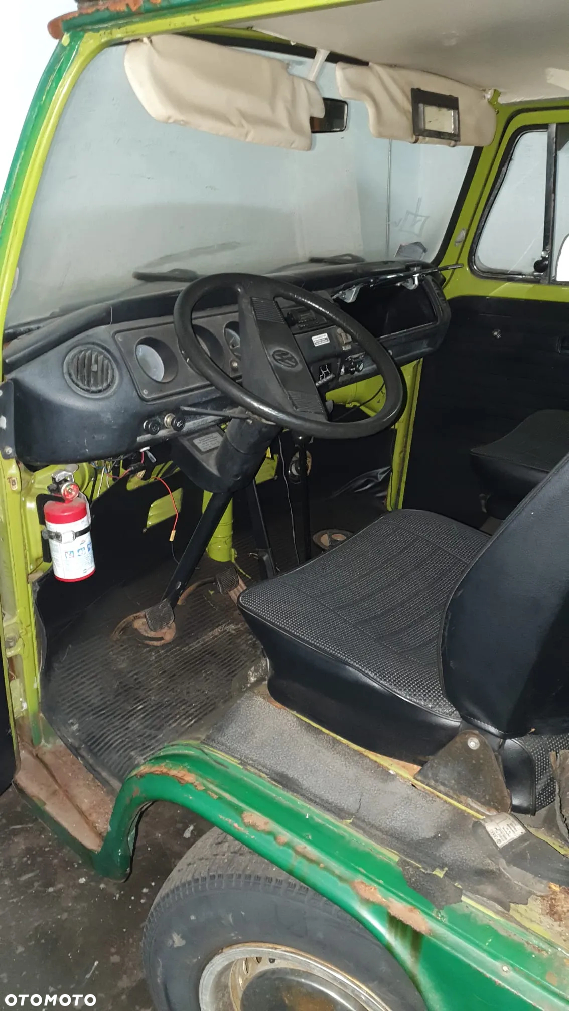 Volkswagen Transporter - 13