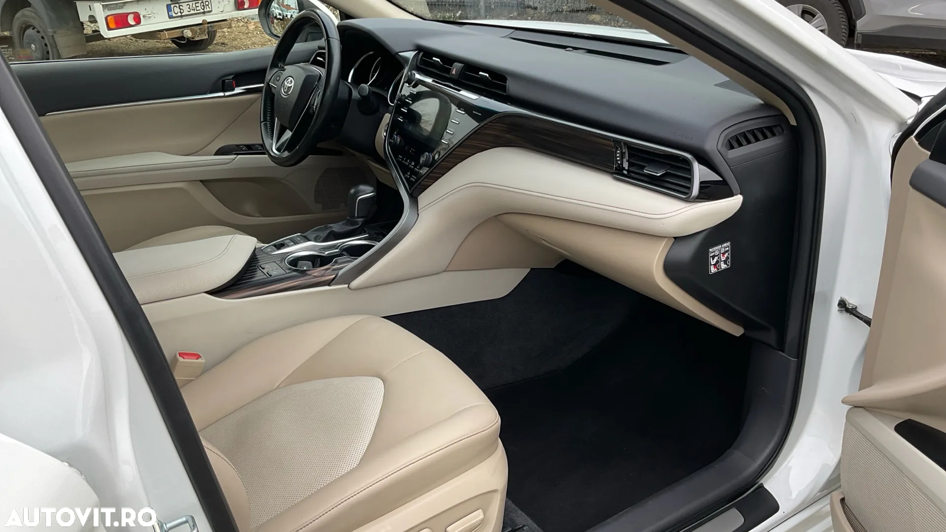 Toyota Camry 2.5 Hybrid Dynamic - 12